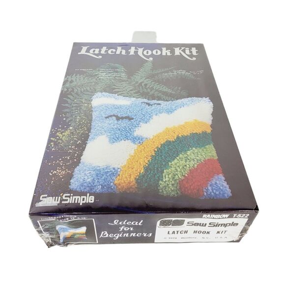 Vintage 70s Sew Simple Latch Hook Pillow Rainbow Sky Birds 12" x 12" Craft T-522 - Picture 4 of 8